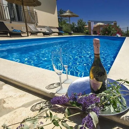 Vista Grande Villa *