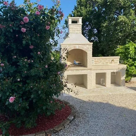 Villa Vista Grande Kastelir